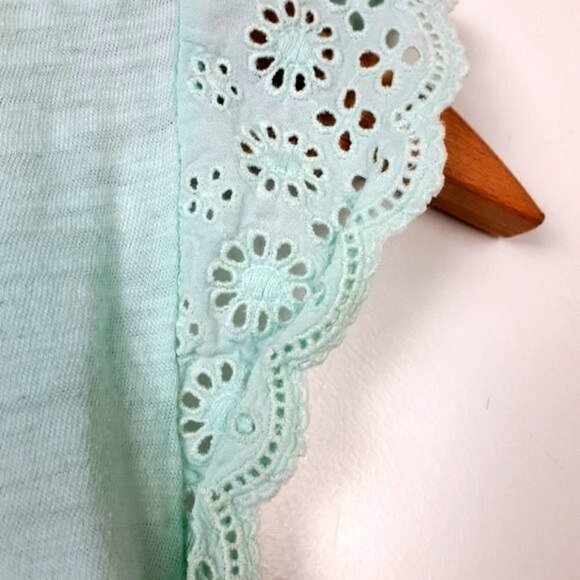 Gap Green (Soft Jade) Eyelet Lace Cap Sleeve Top Girls Size Large - Picture 6 of 9